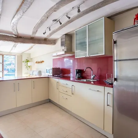 Izaro View דירה *